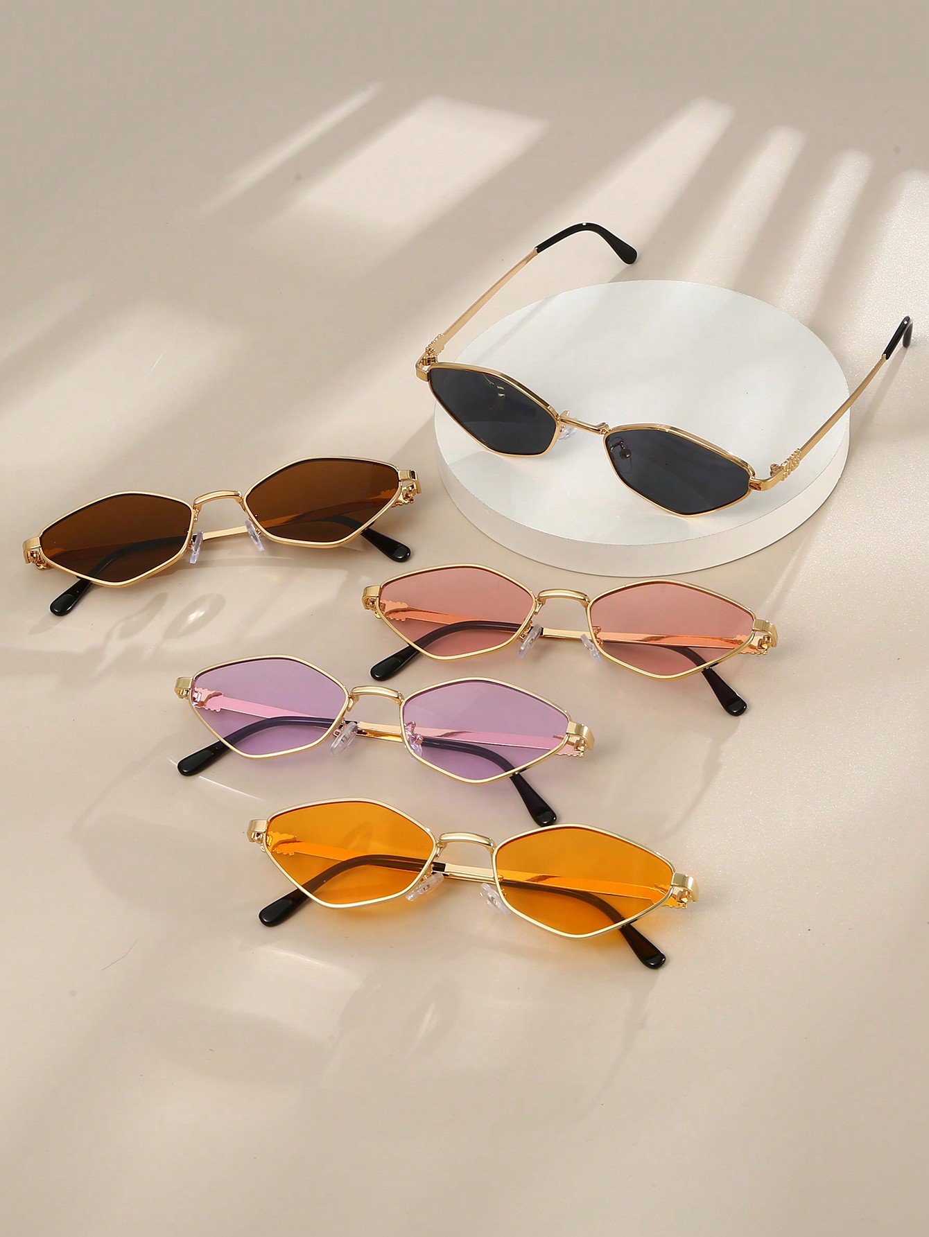 Street Fashion Runway - 1 Pair Fashionable Metal Frame Geometric