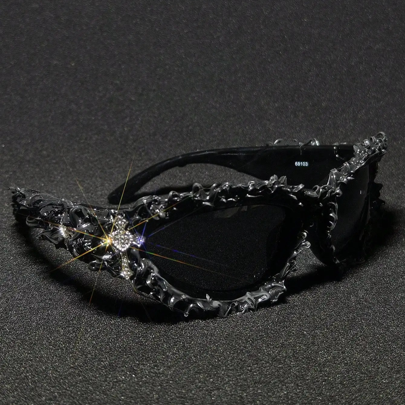 Diamond Heart Cross 1 Pair Fut – Street Fashion Hip Hop recenzja i cena