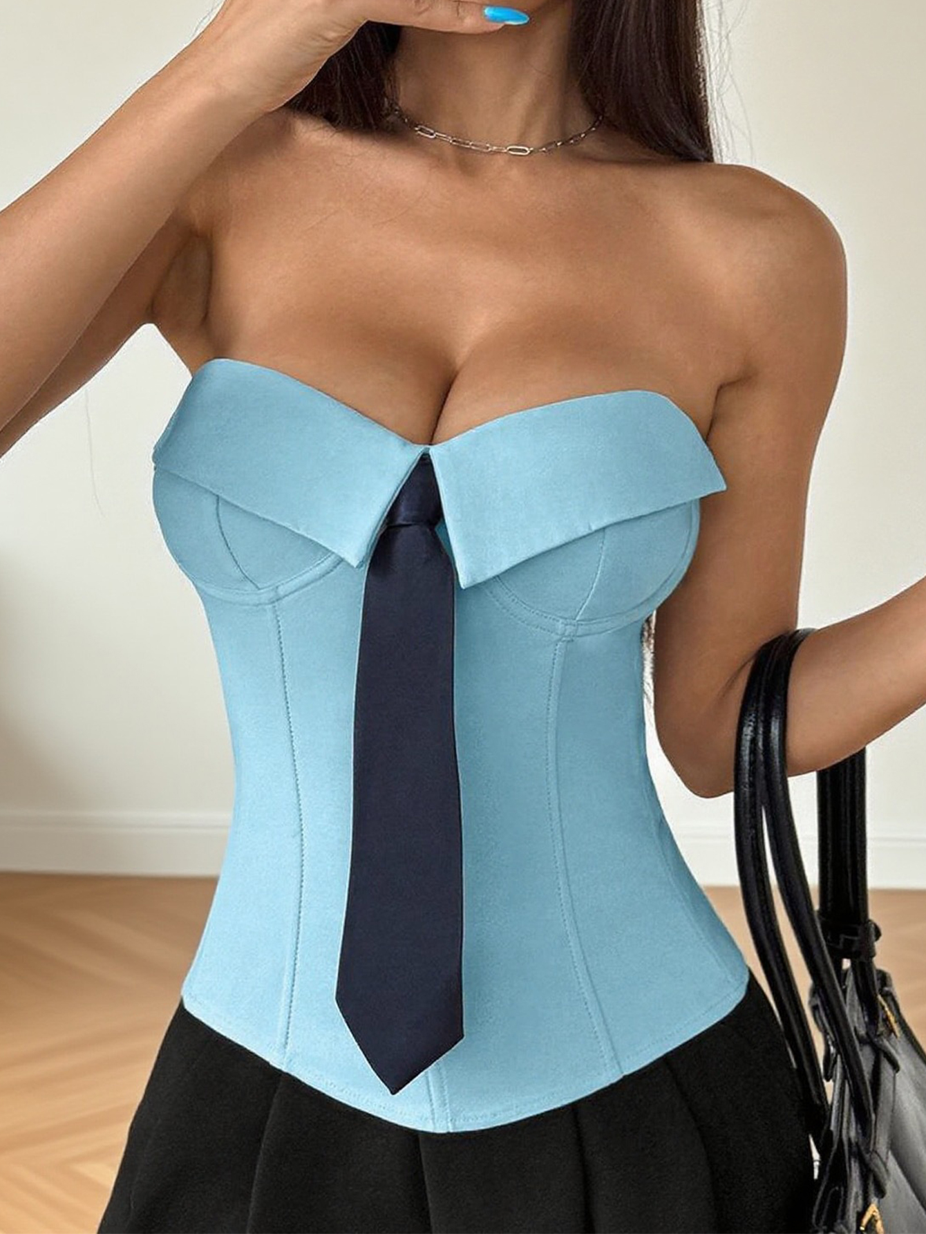 Sexy backless white corset tan – Street Fashion Youtube recenzja i cena