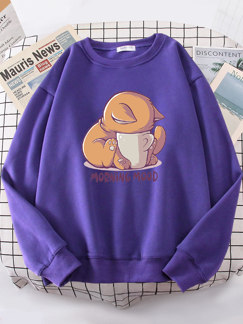Cat Is Looking At The Cup Love – Oversized Crewneck Fleece recenzja i cena