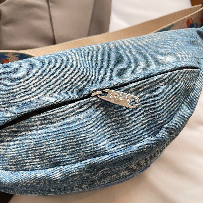Denim Blue Chest Bags For Wome – Street Fashion Trend 2025 recenzja i cena